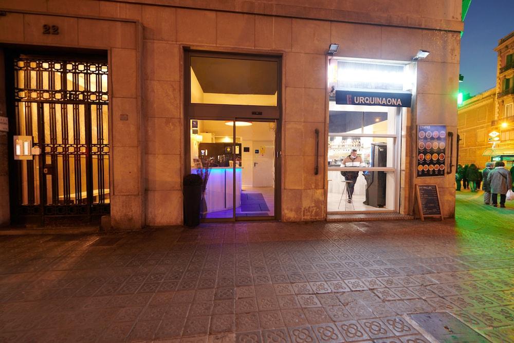 Q Barcelona Hotel Exterior photo