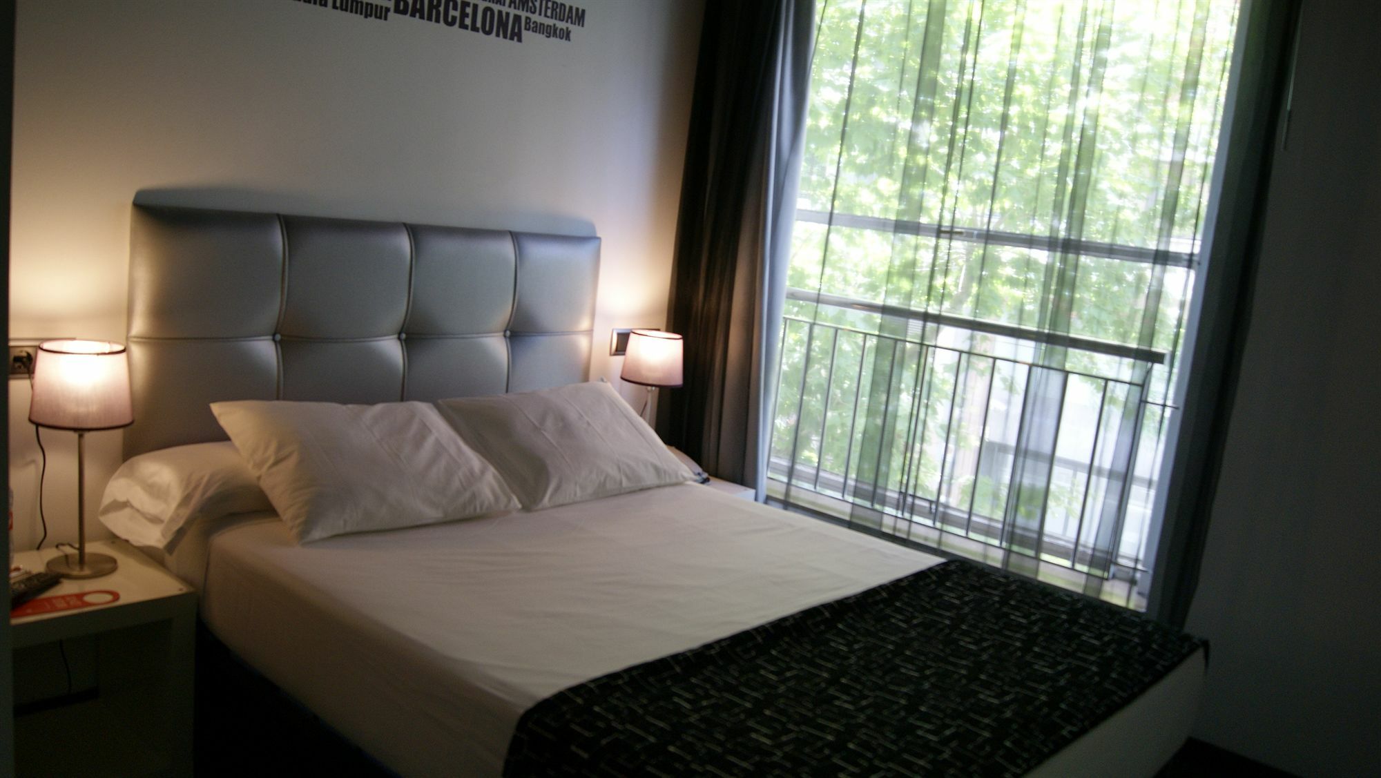 Q Barcelona Hotel Exterior photo